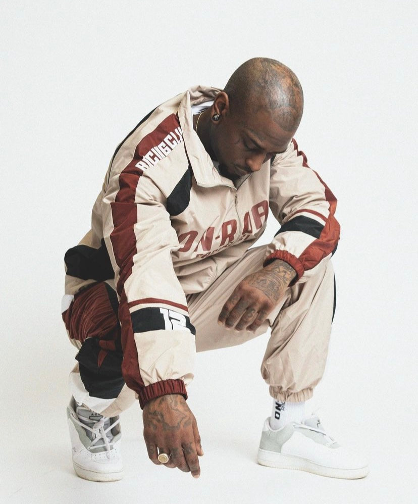 V6 Panel Tracksuit Set (Full set)
